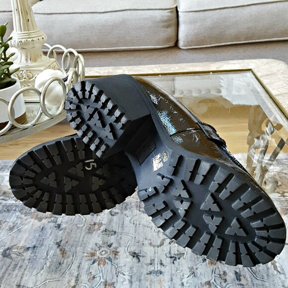 NWOB! LIBERTY Loafer BY DIRTY LAUNDRY - Picture 4 of 5